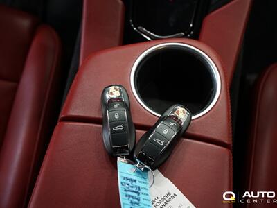2014 Porsche Panamera 4   - Photo 28 - Lynnwood, WA 98036