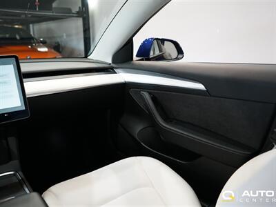 2022 Tesla Model 3 Long Range   - Photo 19 - Lynnwood, WA 98036