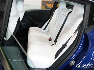2022 Tesla Model 3 Long Range   - Photo 25 - Lynnwood, WA 98036