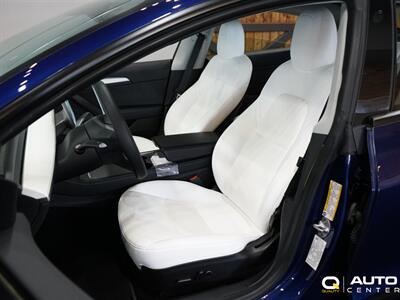 2022 Tesla Model 3 Long Range   - Photo 11 - Lynnwood, WA 98036