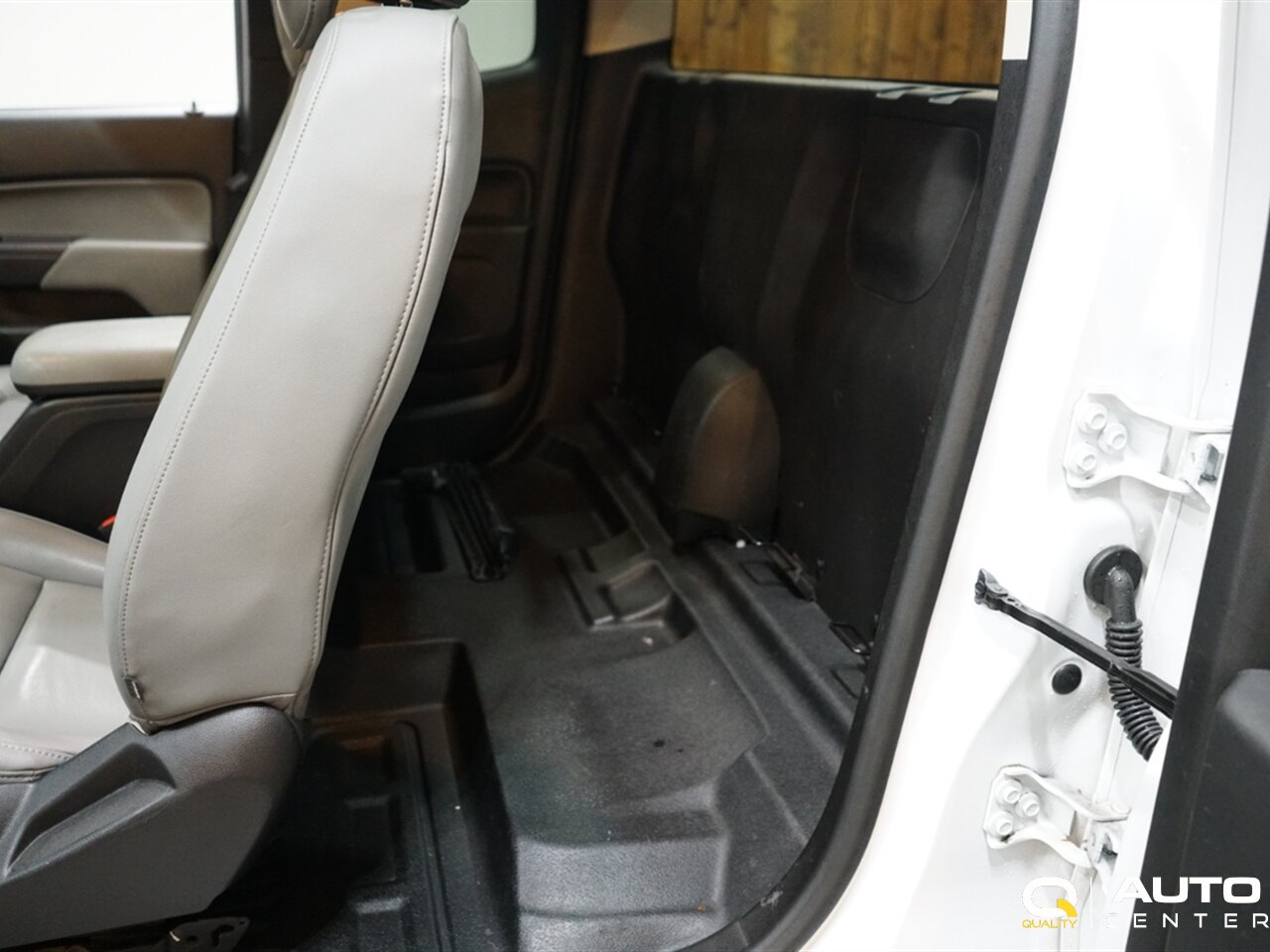 2018 Chevrolet Colorado Work Truck - Photo 18 - Lynnwood, WA 98036