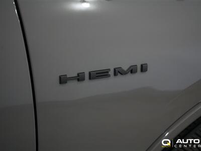 2025 Dodge Durango R/T Plus   - Photo 5 - Lynnwood, WA 98036