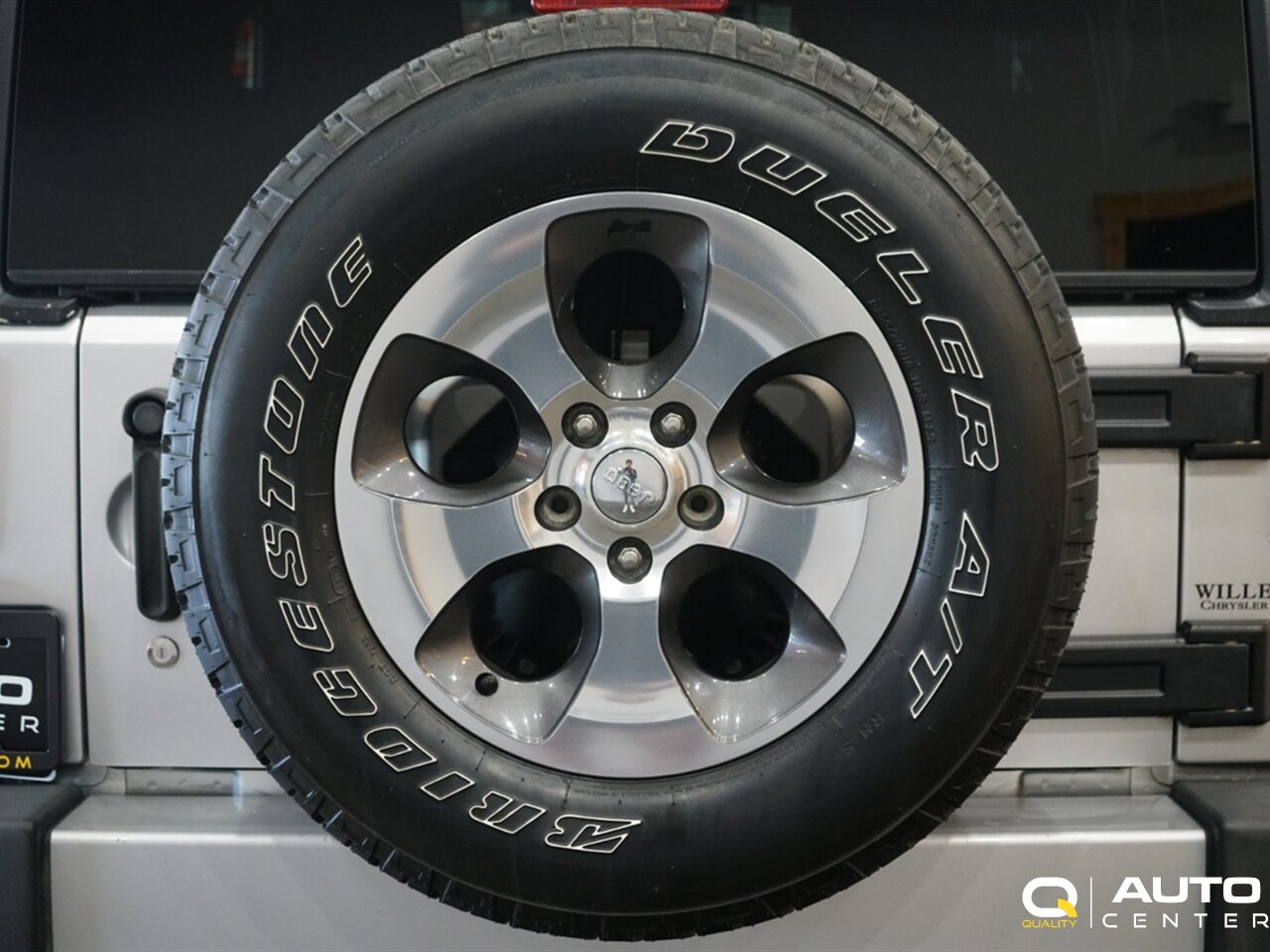 2012 Jeep Wrangler Sahara - Photo 7 - Lynnwood, WA 98036