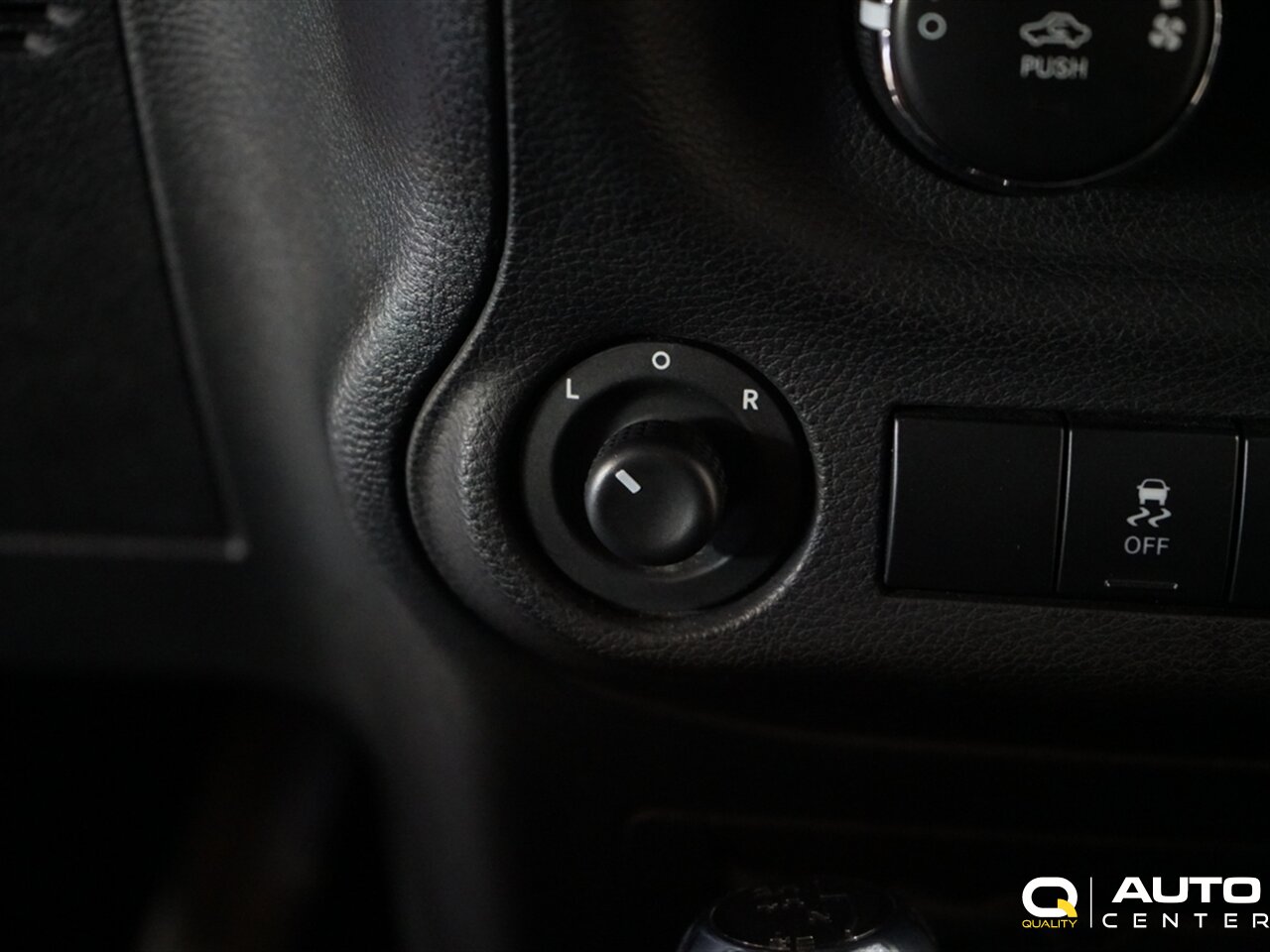 2012 Jeep Wrangler Sahara - Photo 26 - Lynnwood, WA 98036