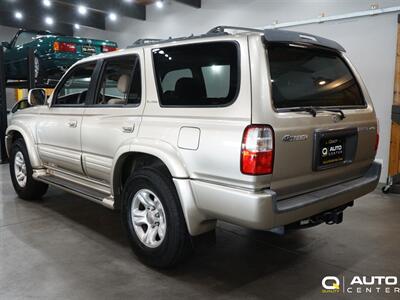 2001 Toyota 4Runner Limited V6   - Photo 6 - Lynnwood, WA 98036