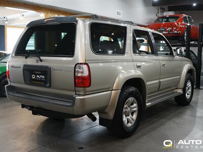 2001 Toyota 4Runner Limited V6   - Photo 4 - Lynnwood, WA 98036