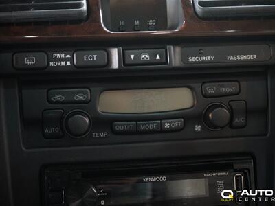 2001 Toyota 4Runner Limited V6   - Photo 29 - Lynnwood, WA 98036