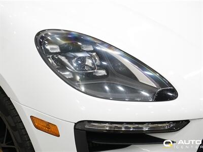 2017 Porsche Macan GTS   - Photo 4 - Lynnwood, WA 98036