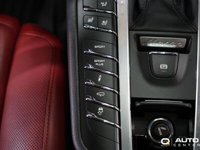 2017 Porsche Macan GTS   - Photo 34 - Lynnwood, WA 98036