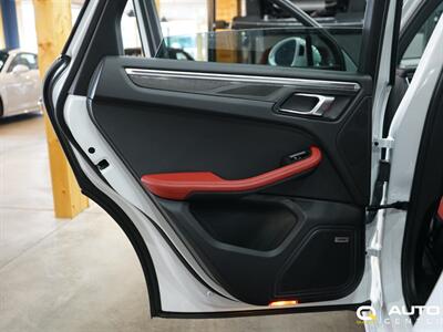2017 Porsche Macan GTS   - Photo 13 - Lynnwood, WA 98036
