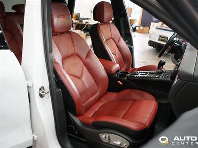 2017 Porsche Macan GTS   - Photo 24 - Lynnwood, WA 98036