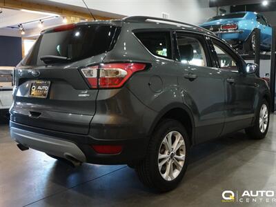 2017 Ford Escape SE   - Photo 4 - Lynnwood, WA 98036