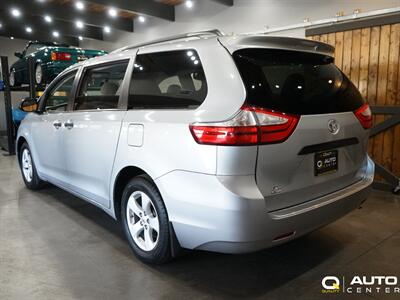 2015 Toyota Sienna L 7 Passenger   - Photo 5 - Lynnwood, WA 98036