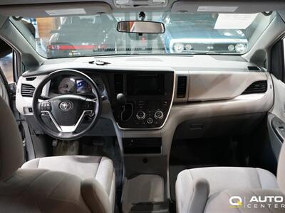 2015 Toyota Sienna L 7 Passenger   - Photo 14 - Lynnwood, WA 98036