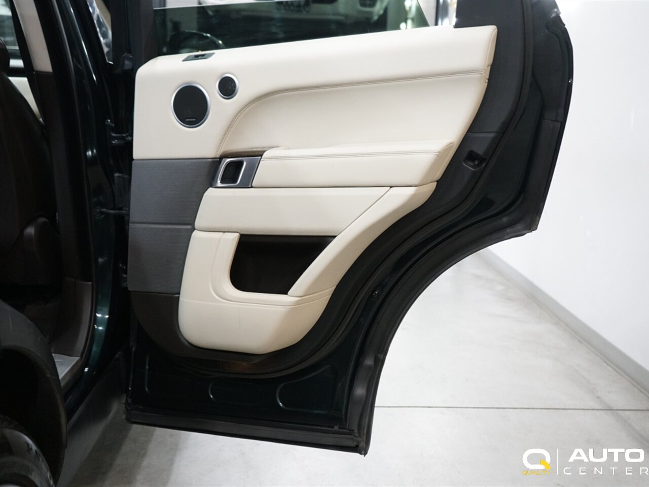 2016 Land Rover Range Rover Sport HSE Td6 - Photo 14 - Lynnwood, WA 98036