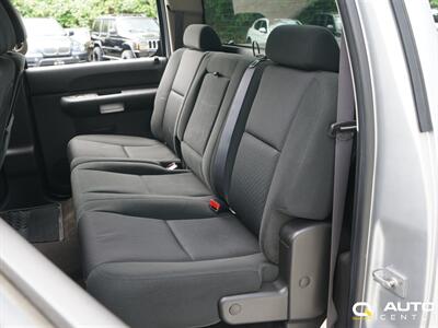 2011 Chevrolet Silverado 2500HD LT   - Photo 38 - Lynnwood, WA 98036