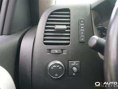 2011 Chevrolet Silverado 2500HD LT   - Photo 27 - Lynnwood, WA 98036