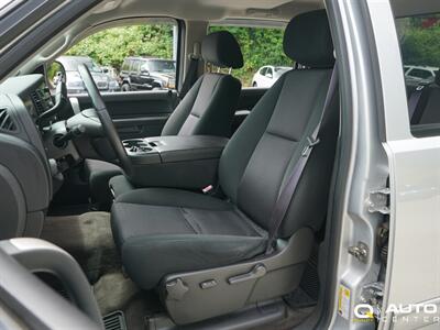 2011 Chevrolet Silverado 2500HD LT   - Photo 15 - Lynnwood, WA 98036