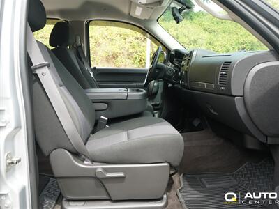 2011 Chevrolet Silverado 2500HD LT   - Photo 22 - Lynnwood, WA 98036
