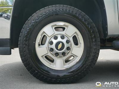 2011 Chevrolet Silverado 2500HD LT   - Photo 10 - Lynnwood, WA 98036