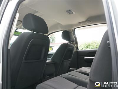 2011 Chevrolet Silverado 2500HD LT   - Photo 41 - Lynnwood, WA 98036