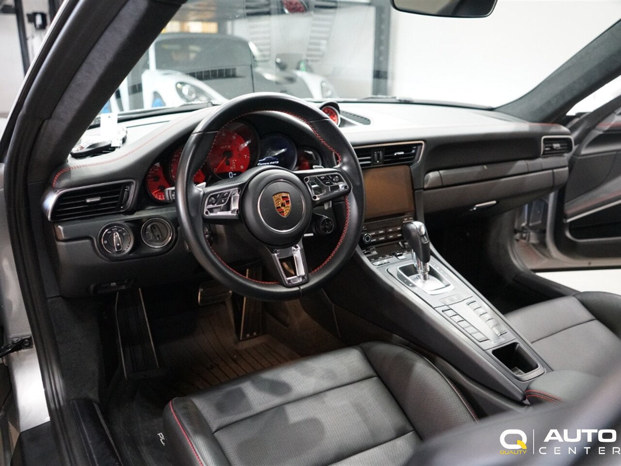 2019 Porsche 911 Carrera 4 GTS - Photo 27 - Lynnwood, WA 98036