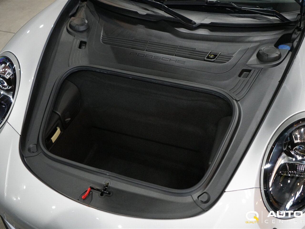 2019 Porsche 911 Carrera 4 GTS - Photo 16 - Lynnwood, WA 98036