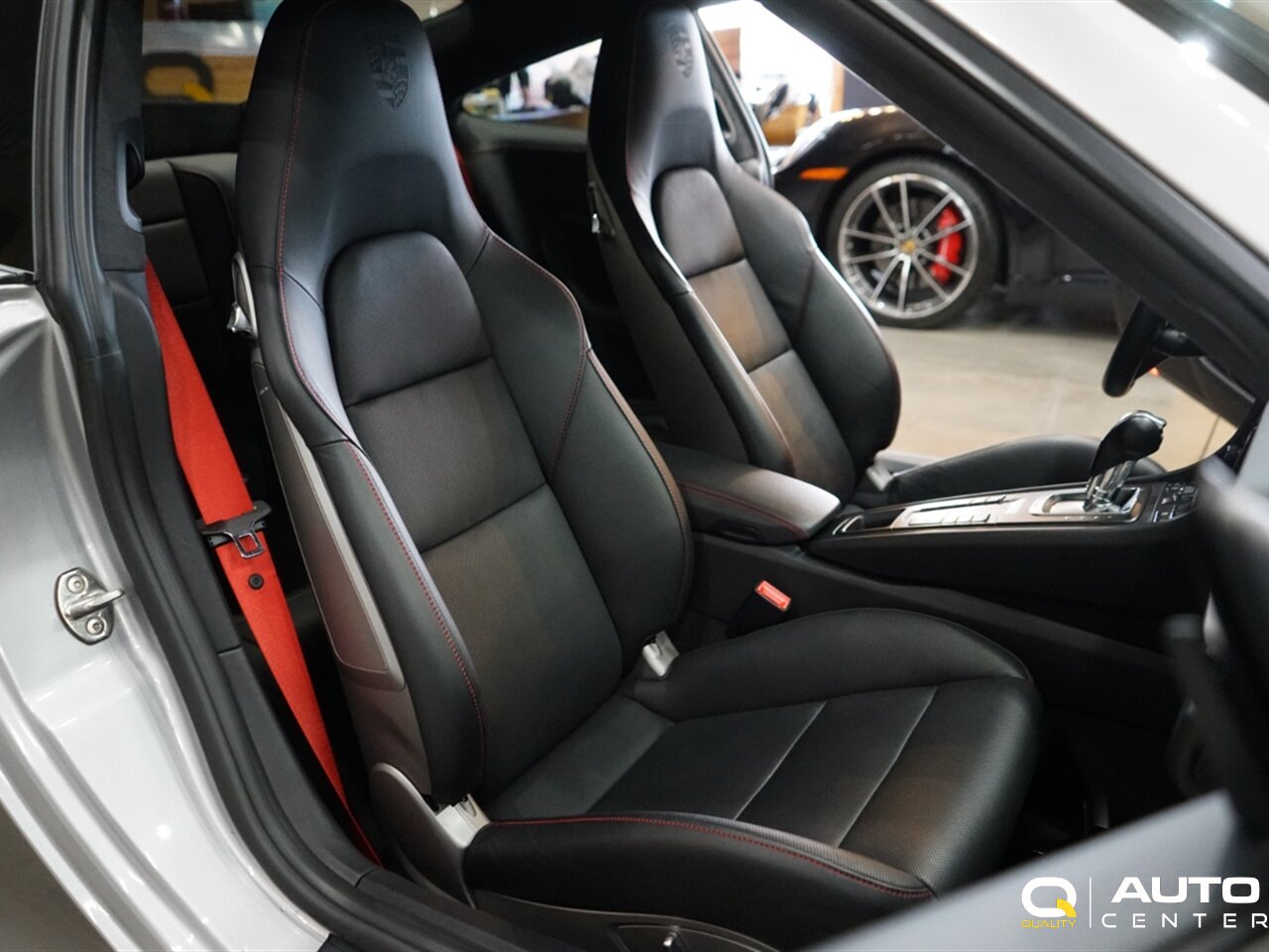 2019 Porsche 911 Carrera 4 GTS - Photo 40 - Lynnwood, WA 98036
