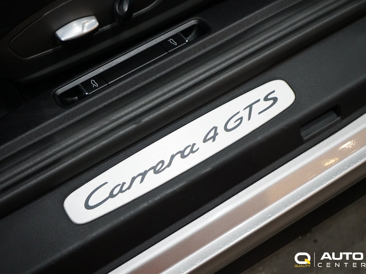 2019 Porsche 911 Carrera 4 GTS - Photo 25 - Lynnwood, WA 98036