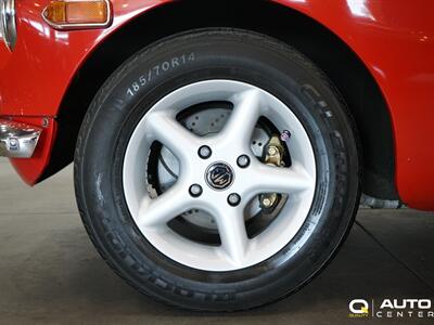 1971 MG MGB GT   - Photo 13 - Lynnwood, WA 98036