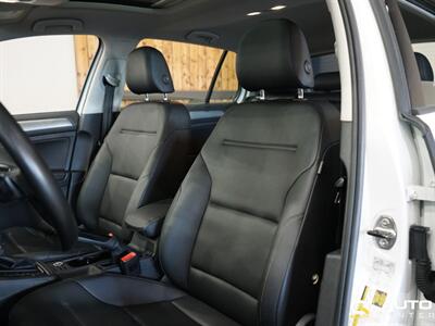 2017 Volkswagen Golf TSI SE 4-Door   - Photo 15 - Lynnwood, WA 98036