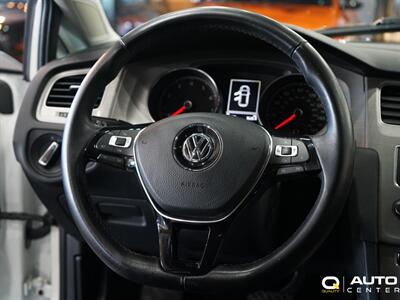 2017 Volkswagen Golf TSI SE 4-Door   - Photo 19 - Lynnwood, WA 98036