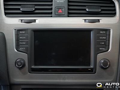 2017 Volkswagen Golf TSI SE 4-Door   - Photo 22 - Lynnwood, WA 98036