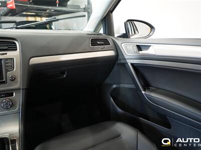 2017 Volkswagen Golf TSI SE 4-Door   - Photo 27 - Lynnwood, WA 98036