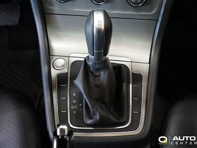 2017 Volkswagen Golf TSI SE 4-Door   - Photo 25 - Lynnwood, WA 98036