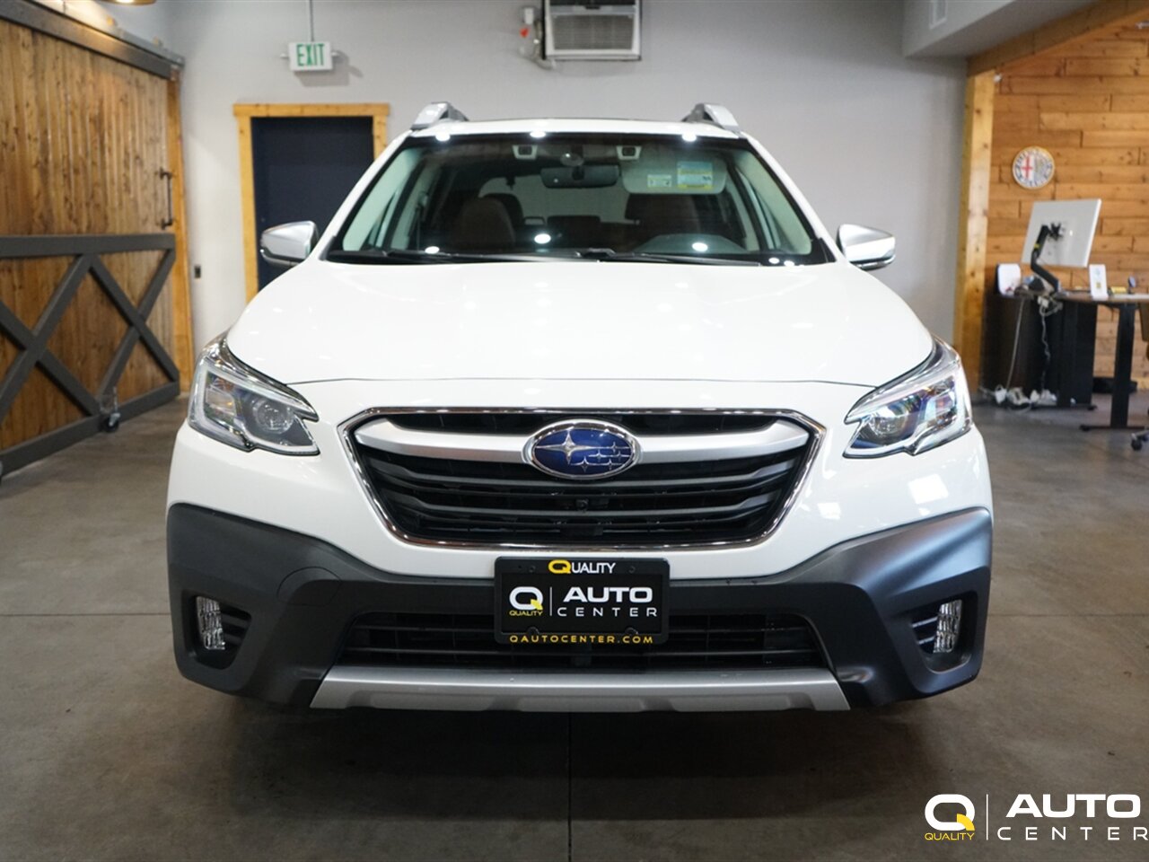 2020 Subaru Outback Touring XT - Photo 2 - Lynnwood, WA 98036