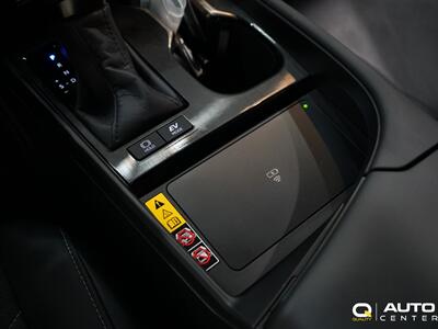 2024 Lexus ES 300h 300h   - Photo 24 - Lynnwood, WA 98036