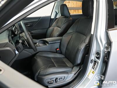 2024 Lexus ES 300h 300h   - Photo 12 - Lynnwood, WA 98036