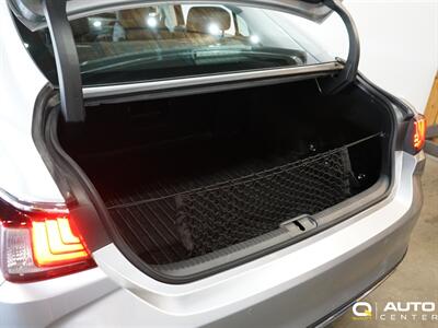 2024 Lexus ES 300h 300h   - Photo 30 - Lynnwood, WA 98036