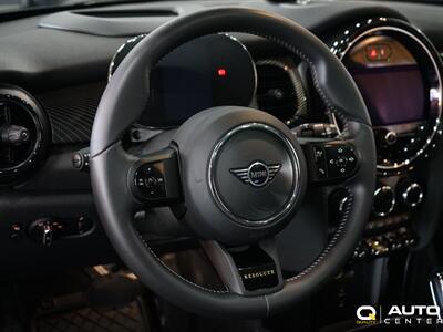 2023 MINI Hardtop 2 Door Cooper SE   - Photo 16 - Lynnwood, WA 98036