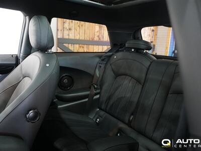 2023 MINI Hardtop 2 Door Cooper SE   - Photo 26 - Lynnwood, WA 98036
