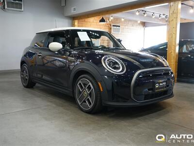 2023 MINI Hardtop 2 Door Cooper SE   - Photo 3 - Lynnwood, WA 98036