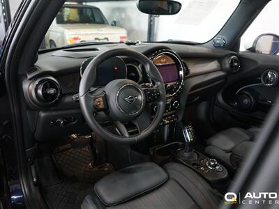 2023 MINI Hardtop 2 Door Cooper SE   - Photo 15 - Lynnwood, WA 98036