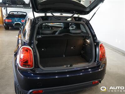2023 MINI Hardtop 2 Door Cooper SE   - Photo 28 - Lynnwood, WA 98036