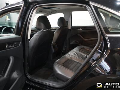 2012 Volkswagen Passat TDI SEL Premium   - Photo 25 - Lynnwood, WA 98036