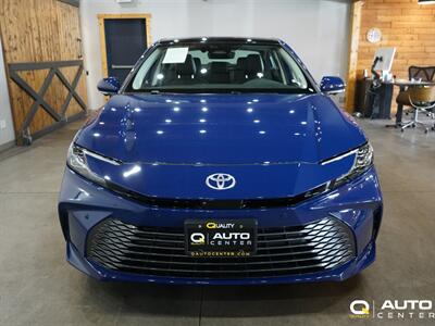 2025 Toyota Camry XLE   - Photo 2 - Lynnwood, WA 98036
