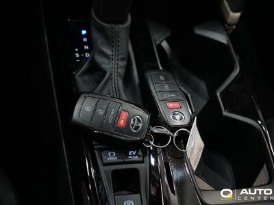 2025 Toyota Camry XLE   - Photo 27 - Lynnwood, WA 98036
