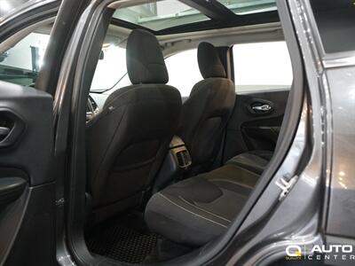 2016 Jeep Cherokee Latitude   - Photo 20 - Lynnwood, WA 98036