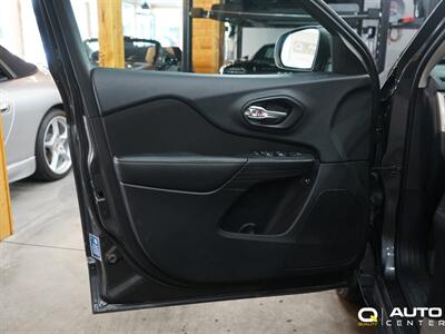 2016 Jeep Cherokee Latitude   - Photo 7 - Lynnwood, WA 98036