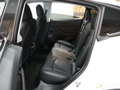 2021 Tesla Model Y Long Range   - Photo 24 - Lynnwood, WA 98036